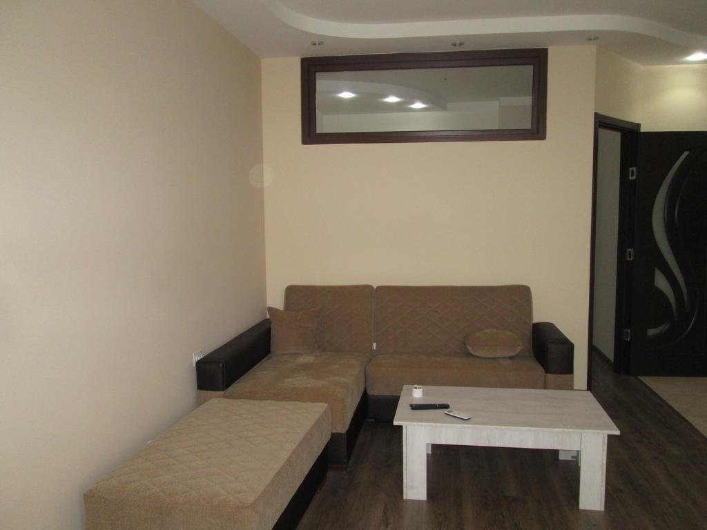 Mari Apartment Батуми Екстериор снимка